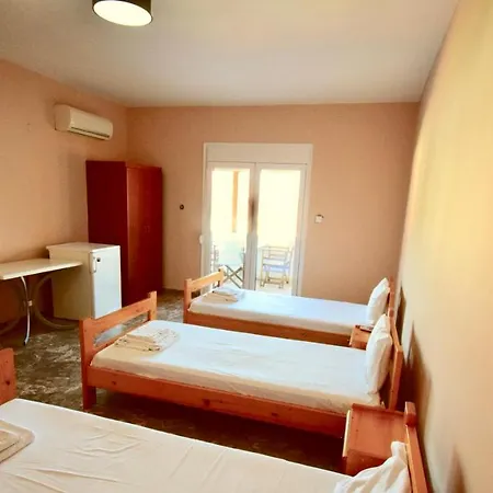 Menis Haus