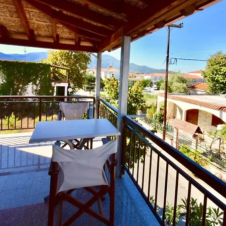 Menis Haus Εξοχικό σπίτι Βρασνά
