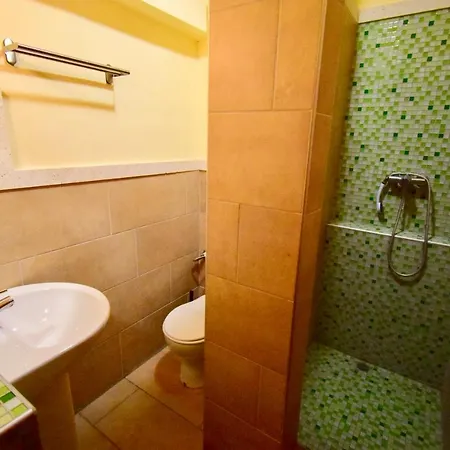 Menis Haus Country house *