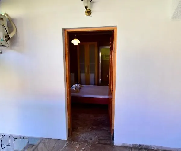 Menis Haus Casa rural Vrasná